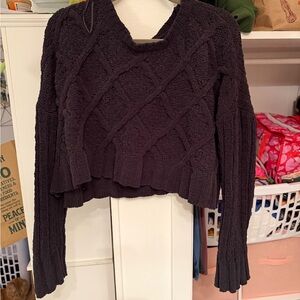 Arizona Jean Company Black Cable-Knit Cropped Long Sleeve Sweater